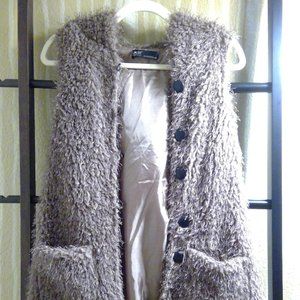 Brown Sleeveless Jacket w/ Hoodie Bow